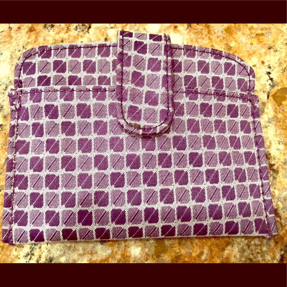 Nine and Company Change Purse